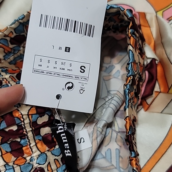 Colorful Swirl Patterned Two-Piece Hankerchief Top & Pants Set - Picture 6 of 7